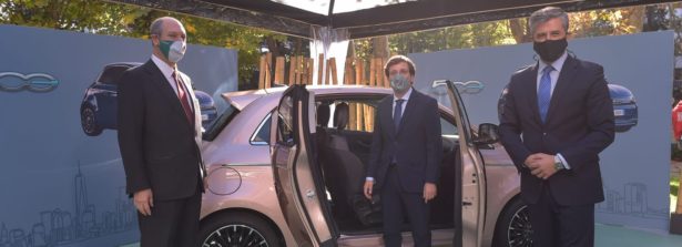 Presentazione della nuova 500E nei giardini dell’Ambasciata d’Italia a Madrid