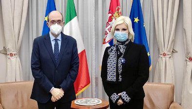 Incontro dell’Ambasciatore d’Italia in Serbia Lo Cascio con la Ministra delle Miniere e dell’Energia Zorana MihajlovicMaeci