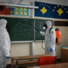 Due team specializzati del contingente militare italiano della Missione in Kosovo disinfettano Comando KFOR e scuole