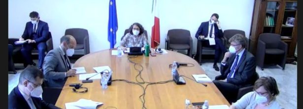 La Vice Ministra Marina Sereni presiede le Consultazioni Politiche Italia-Paraguay