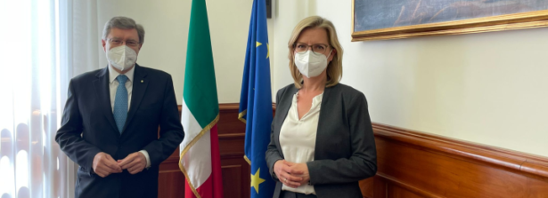 Il Ministro Enrico Giovannini ha ricevuto l’omologa austriaca Leonore Gewessler