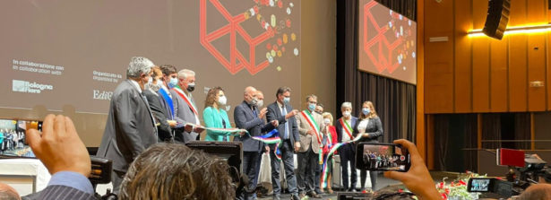 Il Ministro Giorgetti inaugura alla Fiera di Bologna il Salone della ceramica Cersaie. Obiettivi green con sostenibilità economica e sociale