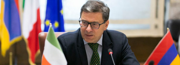 Il Ministro Giorgetti autorizza investimenti in Campania su agroalimentare
