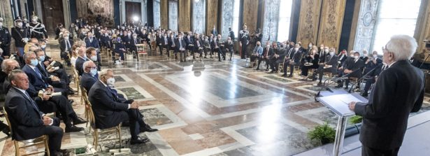 Al Quirinale la cerimonia di consegna delle insegne di Cavaliere dell’Ordine “Al Merito del Lavoro”. L’intervento del Presidente Mattarella