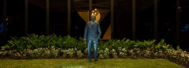 Brasile, inaugurata all’Ambasciata d’Italia la statua di Pier Luigi Nervi