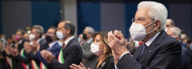 Il Presidente Mattarella all’Assemblea dell’ Anci: Occorre prevenire e contrastare le ulteriori pericolose insidie che provengono dai nuovi contagi. Il tempo della responsabilità non è ancora concluso