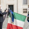 Al Quirinale la cerimonia di conferimento delle decorazioni dell’Ordine Militare d’Italia alle Bandiere di Guerra