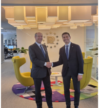 Spagna, l’Ambasciatore d’Italia Guariglia consegna l’onorificenza di Cavaliere dell’Ordine della Stella d’Italia a quattro alti funzionari dell’EUIPO -Ufficio dell’Unione Europea per la proprietà intellettuale