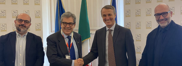 Anci e Aics siglano accordo quadro per attività di formazione e coordinamento nelle iniziative di cooperazione