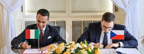 Visita a Praga del Ministro Di Maio. Incontro con l’omologo ceco  Lipavský . Firmato Memorandum di collaborazione tra MAECI e Ministero degli Esteri della Repubblica Ceca
