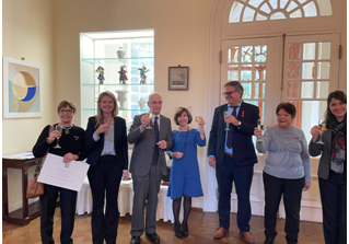 Uruguay, consegnate dall’ambasciatore Iannuzzi le onorificenze di Cavaliere dell’Ordine della Stella d’Italia a Myrna Queirolo (corrispondente consolare onorario a Rivera), a Marta Martinez Ambrosini (agente consolare onorario a Tacuarembó) e a Guillermo Echartea Martinelli (vice console onorario a Maldonado)