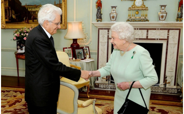 E’ morta a Balmoral la Regina Elisabetta II, il messaggio di cordoglio del Presidente Mattarella