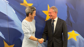 Prima missione a Bruxelles del ministro Urso. Incontro con i parlamentari italiani e i commissari Gentiloni e Vestager