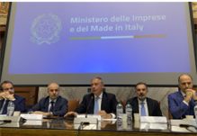 Al via il primo tavolo su farmaceutica e biomedicale, Urso: “Settore centrale. Necessario ottenere autonomia strategica”