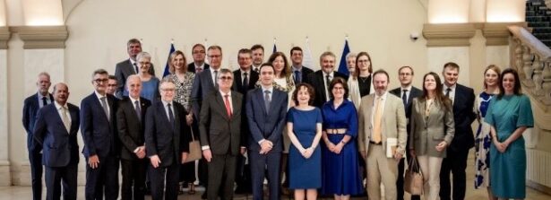 Ambasciata d’Italia in Slovacchia: Incontro degli Ambasciatori UE con il Primo Ministro Odor