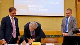 Legno, nasce il primo cluster nazionale. Lollobrigida: “Centrato l’obiettivo Strategia Nazionale Forestale per una filiera 100% italiana”