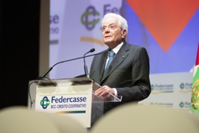Mattarella all’Assemblea annuale di Federcasse, in occasione del 140° anniversario della costituzione della prima Cassa Rurale Italiana, “Le Casse rurali sono state, ante litteram, interpreti e veicoli di principi come quello dell’eguaglianza degli italiani”