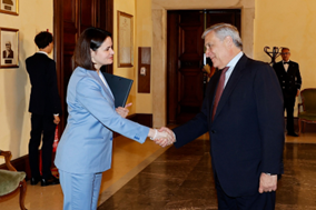 Tajani incontra la leader dell’opposizione bielorussa in esilio Tikhanovskaya