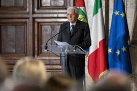 Cerimonia delle Stelle al Merito del Lavoro, Mattarella: “Lavoro, motore di avanzamento sul piano sociale, civile, economico, culturale”