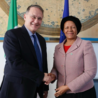 Il Vice Ministro degli Esteri Cirielli incontra l’Ambasciatrice del Sud Africa Nosipho Nausca-Jean Jezile