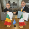 Mali, l’Ambasciatore Dejak firma accordo con il direttore Unfpa Sassenrath: l’Italia conferma il sostegno al programma di prevenzione delle violenze di genere