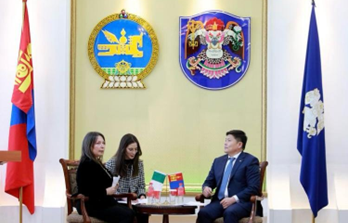 Mongolia, incontro dell’Ambasciatore d’Italia Piccarreta con il Sindaco e Governatore di Ulaanbaatar