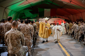 Nunzio Apostolico in Kuwait, Qatar e Bahrein: celebrata la Veglia Pasquale con i militari dell’Italian National Contingent Command Air