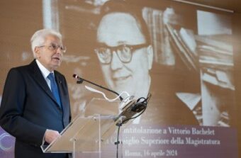 Intitolata al giurista la sede Consiglio Superiore della Magistratura, Mattarella: “Il dialogo rappresentava per Vittorio Bachelet l’essenza della democrazia”