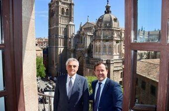 Visita istituzionale dell’Ambasciatore d’Italia in Spagna Buccino Grimaldi a Toledo e incontro con il Sindaco Carlos Velázquez