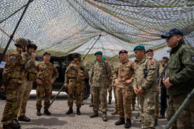 Il Generale Ciotti visita il contingente italiano in Kosovo in occasione dell’esercitazione Golden Sabre