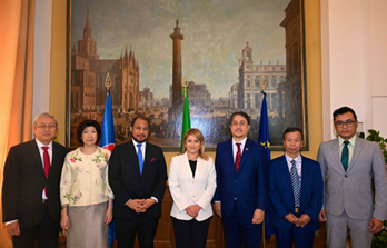 Il Sottosegretario Tripodi ha ricevuto alla Farnesina il Presidente dell’Asean Committee a Roma Zahid Rastan