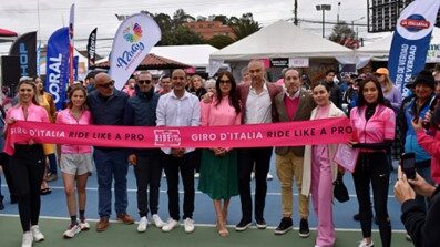 L’Ambasciatore Davoli inaugura a Cuenca il Giro d’Italia in Ecuador