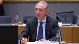 Intelligenza artificiale: il Ministro Urso in India interverrà all’AI Impact Summit di New Delhi