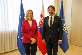 Slovacchia, incontro di commiato dell’Ambasciatrice d’Italia Flumiani con il Vice Primo Ministro e Ministro della Difesa Kaliňák