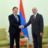Armenia, l’Ambasciatore d’Italia Ferranti ha presentato le lettere credenziali al Presidente della Repubblica Khachaturyan