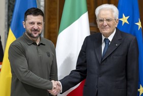 Ricevuto al Quirinale il Presidente dell’Ucraina Zelensky, Mattarella: “Le confermo la determinazione dell’Italia a mantenere pieno, inalterato e costante sostegno all’Ucraina”