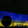 Farnesina e Colosseo  illuminate con i colori della bandiera ucraina  nella Giornata dell’Indipendenza  . Tajani a Sybiha: “Rendiamo omaggio alla forza e al coraggio del vostro popolo”