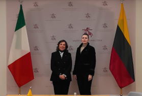 Lituania, visita del Sottosegretario alla Difesa Rauti: l’Italia impegnata per la stabilità del fianco est dell’Alleanza