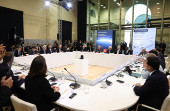Il Ministro Tajani incontra a Roma il Segretario di Stato per gli Affari Esteri del Regno Unito, David Lammy e partecipa alla tavola rotonda “Energia pulita per la crescita”