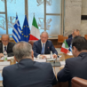 Italia-Grecia:  il Ministro Urso firma due MoU su PMI e IA con i Ministri Theodorikakos e Papastergiou