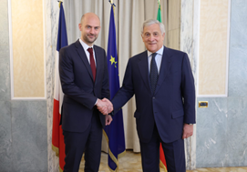 Il Ministro Tajani incontra il Ministro francese Barrot per discutere di dossier internazionali, dall’Ucraina al Medio Oriente