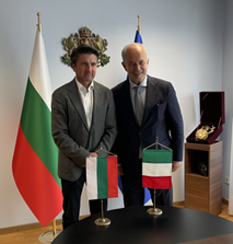 Bulgaria, l’Ambasciatore d’Italia a Sofia Marcllo Apicella  incontra il Ministro del Turismo Borshosh