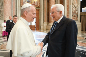 Messaggio del Presidente Mattarella a Papa Leone XIV in occasione del Viaggio Apostolico in Africa: “Condividiamo la responsabilità di individuare assieme le risposte a tutte le sfide principali del nostro tempo, dalle ripercussioni di guerre e conflitti alla globalizzazione, dalle divisioni settarie alla pressione demografica e migratoria, dall’uso delle risorse naturali alla crisi climatica”