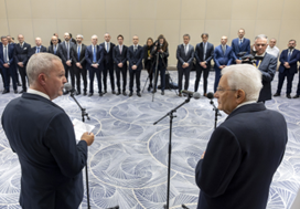 Il Presidente della Repubblica Mattarella ha incontrato in Kazakistan una rappresentanza della comunità italiana