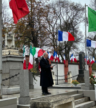 Bulgaria, partecipazione dell’Ambasciatore d’Italia Marcello Apicella alla cerimonia di commemorazione dei caduti presso il Cimitero militare di Sofia