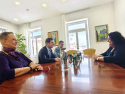 Croazia , visita a Rovigno della Console Generale d’Italia a Fiume Palmieri. Incontro con il Sindaco Nimčević