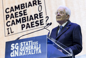 Il Presidente Mattarella agli Stati Generali della Natalità: “Occorre aiutare la vita a sbocciare e porre le persone al centro degli interessi della comunità.  Non siamo condannati al declino. Il nostro domani è nelle nostre mani”