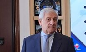 Migrazioni, il Ministro Tajani presiede tavola rotonda con la Ministra degli Esteri britannica Cooper