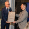 Per la “ dinamica diplomazia culturale perseguita in Serbia” , premiati dal Museo Civico di Belgrado l’Ambasciatore d’Italia Gori e il Direttore dell’Istituto Italiano di Cultura Cincotta