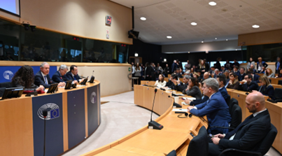 UE, il Ministro Urso a Bruxelles. Incontro con gli eurodeputati italiani: “Europa nella tempesta, l’Italia coesa può indicare la rotta”
